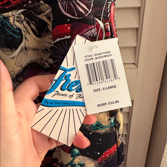 Drill Clothing Company Fresh Prints of Bel Air NWT XL Board Shorts Skulls Shroom - Picture 2 of 5